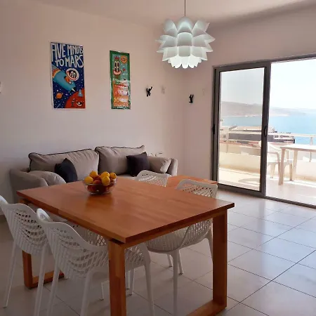 Bay 1+1 Apartmán Sarandë